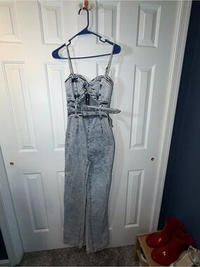 Women’s Acid Wash Denim Jumpsuit with Belt - Light Gray